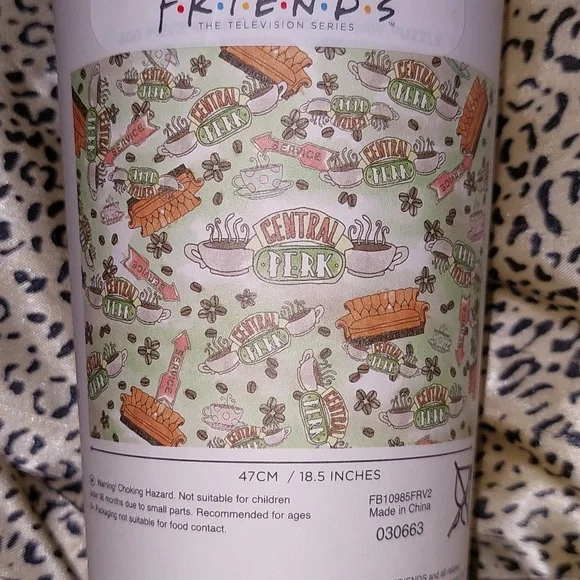 Friends Jigsaw Puzzle Limited Edition - Picture 6 of 8